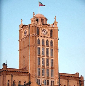 بهترین وکیل در تبریز - vakilb