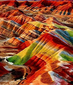 خدمات وکالت و مشاوره تخصصی با وکیل در زنجان برای انواع پرونده‌های حقوقی