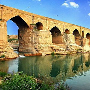 وکیل در دزفول برای مشاوره حقوقی فوری و انتخاب وکیل متخصص